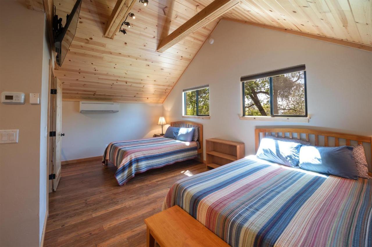 Sierra Base Camp Villa Oakhurst Eksteriør bilde